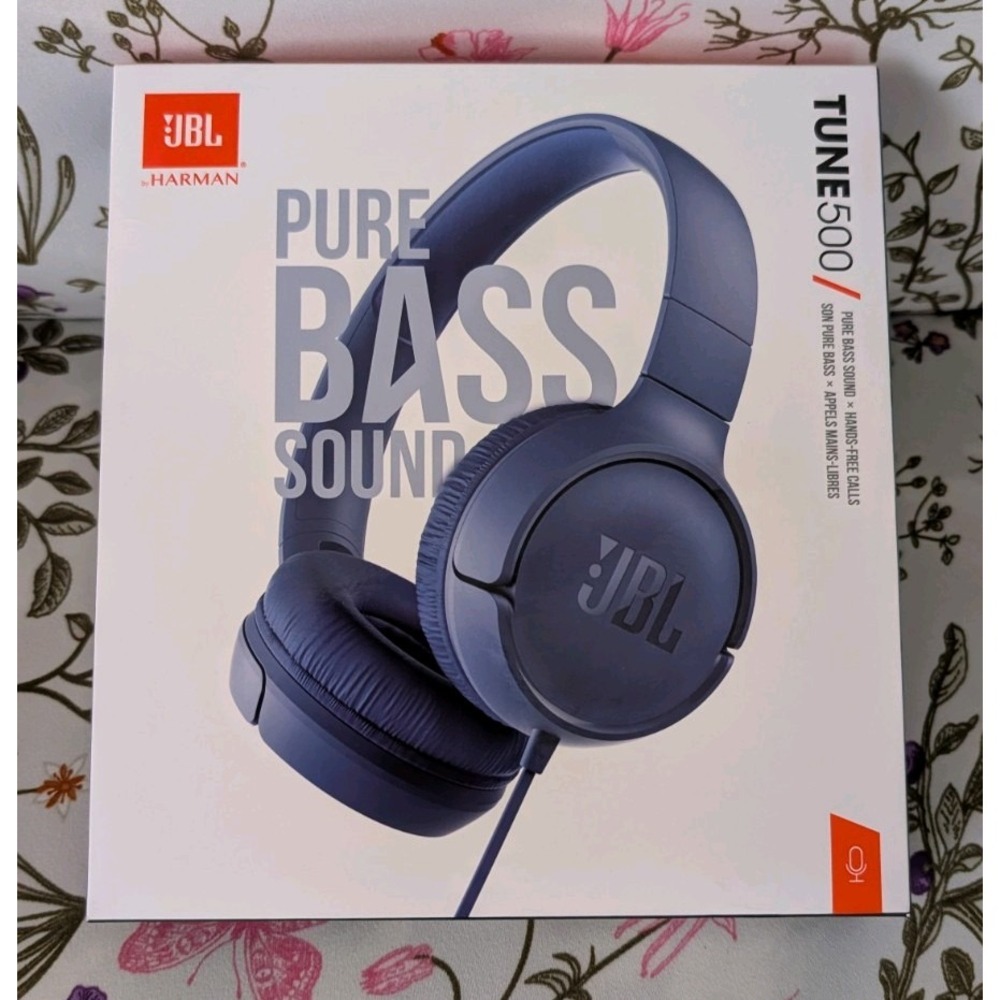 JBL by Harman Pure Bass Sound Tune 500 x Hands-Free Calls Blue Wired Brand-New